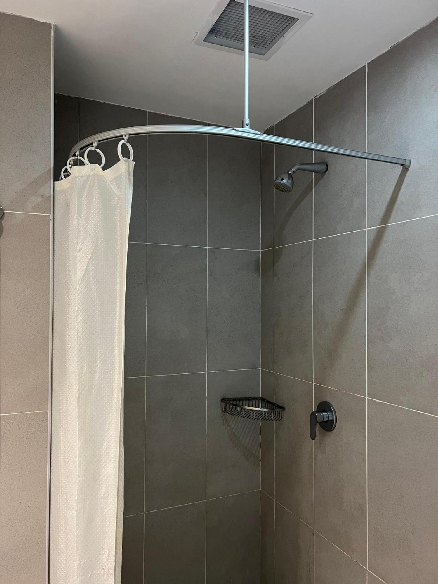 Serapi Verdure Hotel 古晋 外观 照片