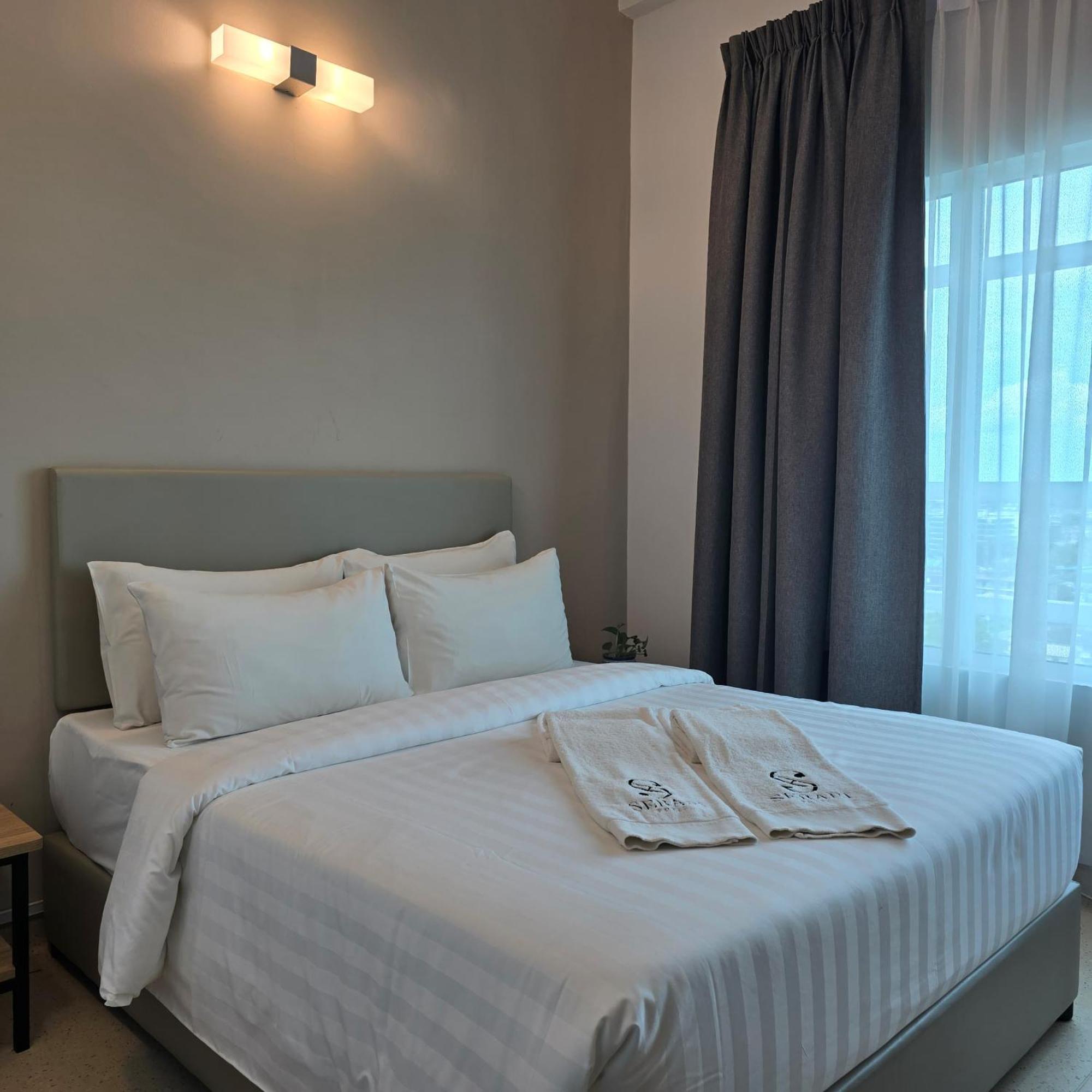 Serapi Verdure Hotel 古晋 外观 照片