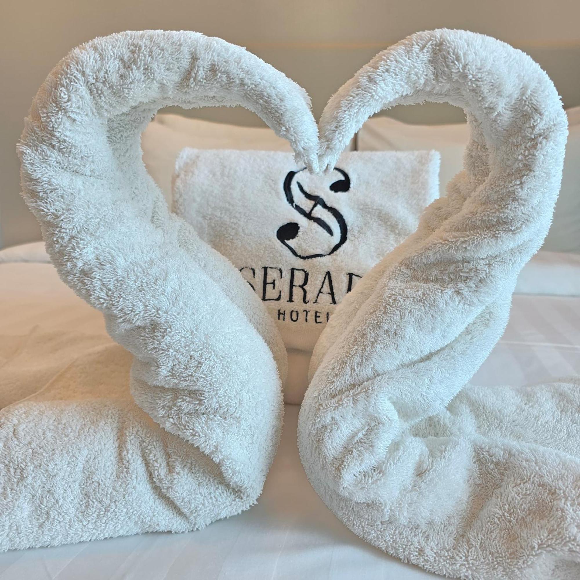 Serapi Verdure Hotel 古晋 外观 照片